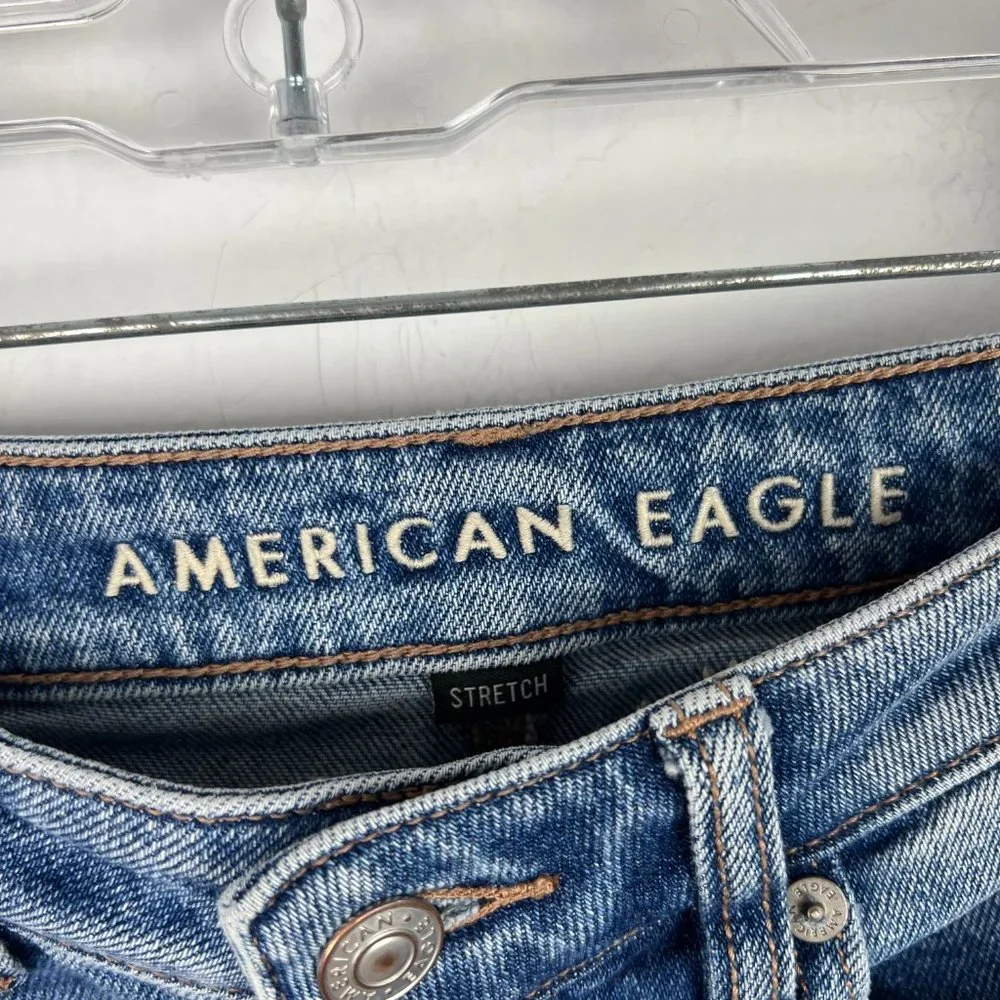 American Eagle Distressed Stretch Mom Jean Ankle Length Size 2 EUC T2586 - Picture 6 of 11